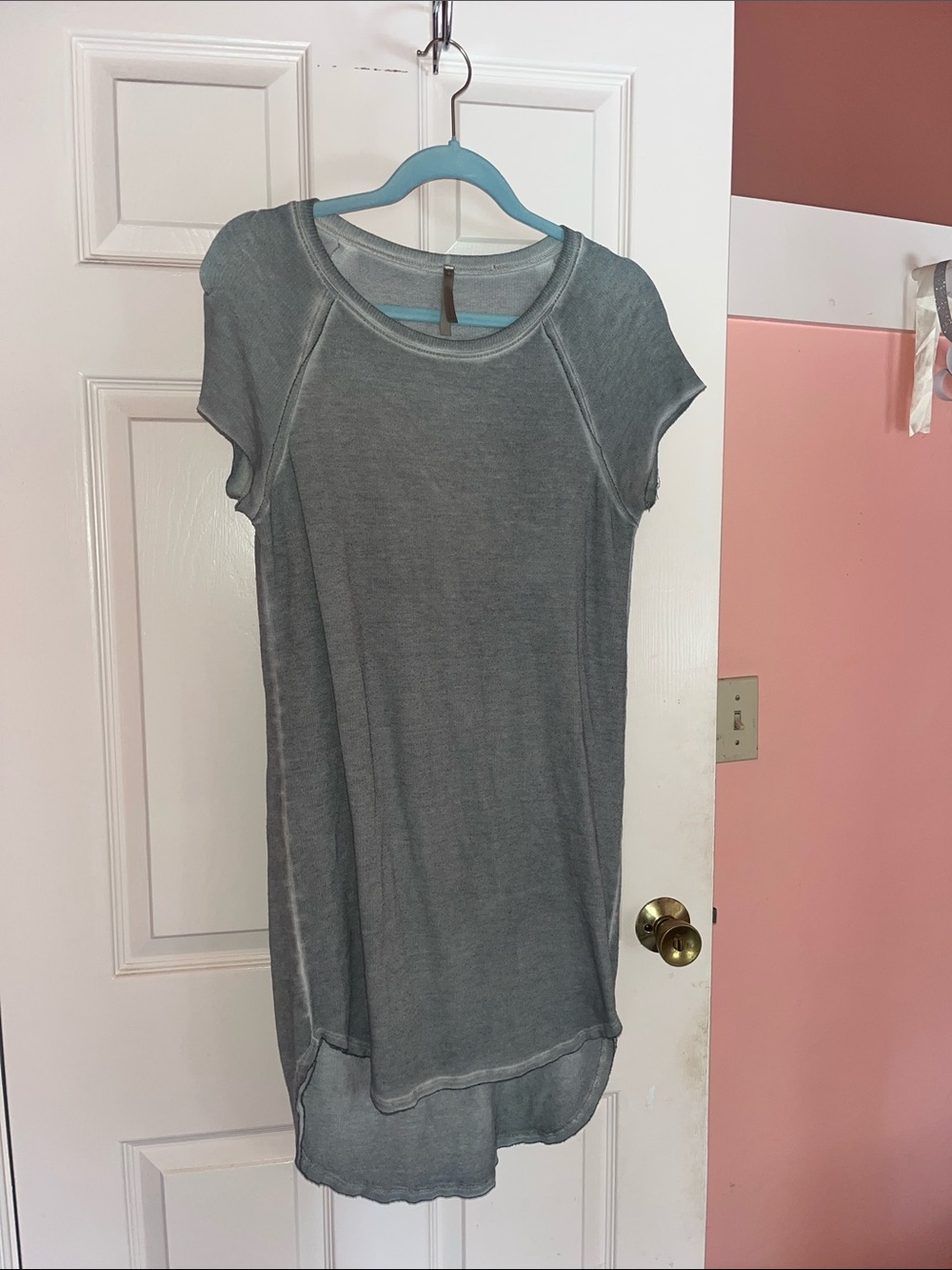 Mono B Washed Gray Short Sleeve Tunic